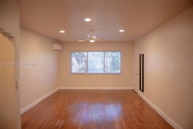 property at 10078 E Bay Harbor Dr