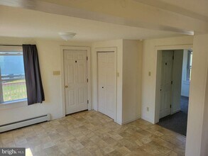 970 Brownsville Rd in Wernersville, PA - Building Photo - Building Photo