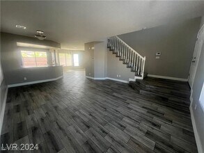 1424 Lodgepole Dr in Henderson, NV - Building Photo - Building Photo