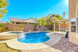 756 Ezzat St in Henderson, NV - Building Photo - Building Photo