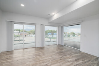 Clearfield Junction BRAND NEW PHASE II in Clearfield, UT - Foto de edificio - Interior Photo