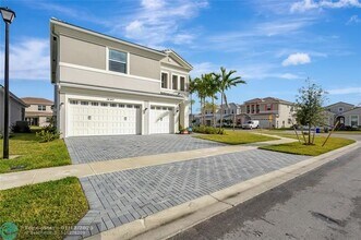 14143 Lace Bark Ln in Westlake, FL - Building Photo - Building Photo