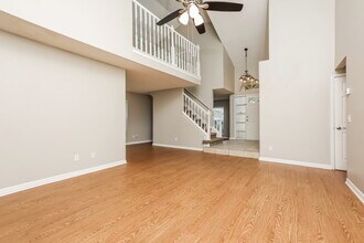 1046 Kelly Creek Cir in Oviedo, FL - Building Photo - Building Photo