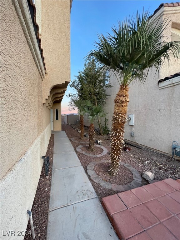 9572 Friant St in Las Vegas, NV - Building Photo - Building Photo