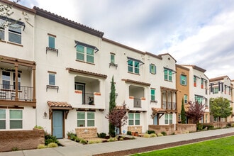 2681 Monterey Hwy in San Jose, CA - Foto de edificio - Building Photo