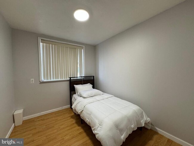 2726 S 8th St in Philadelphia, PA - Building Photo - Building Photo