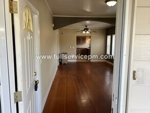 3002 Victor Pl in Everett, WA - Building Photo - Building Photo