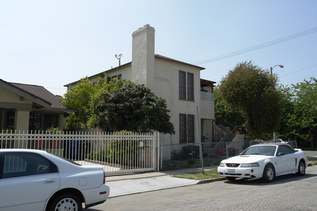 541 St Andrews Pl in Los Angeles, CA - Building Photo - Building Photo