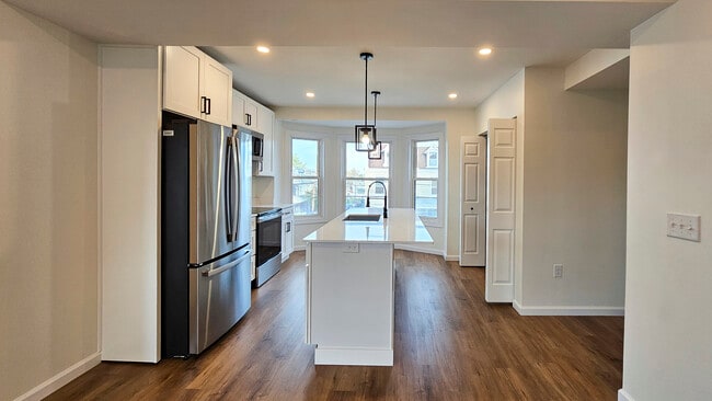 property at 124 N Reservoir St