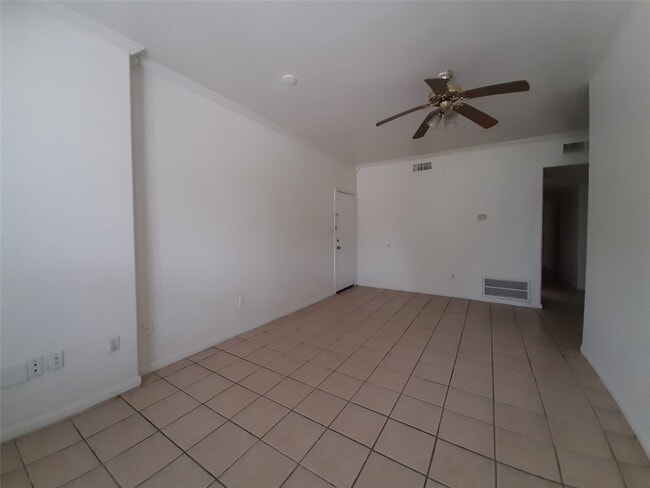 4542 Otterbury Dr in Houston, TX - Building Photo - Building Photo