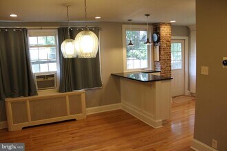 744 Rydal Rd in Jenkintown, PA - Building Photo - Building Photo