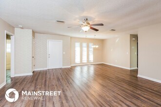 251 Redwood Rd in Venice, FL - Building Photo - Building Photo