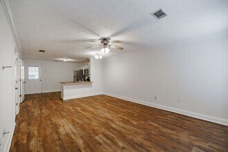 105 Westchester Dr in Athens, GA - Foto de edificio - Building Photo