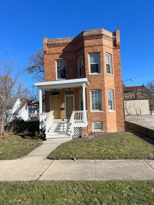 1343 Vincennes Ave, Unit 2
