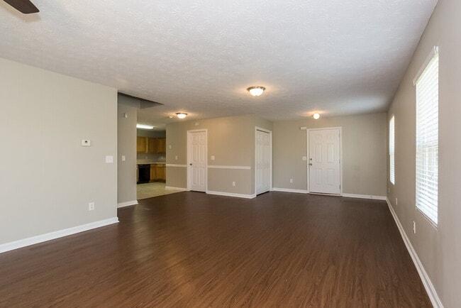 465 Cathedral Dr in Mcdonough, GA - Building Photo - Building Photo