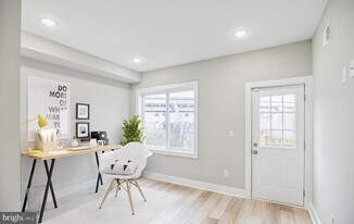 2216 Emerald St in Philadelphia, PA - Building Photo