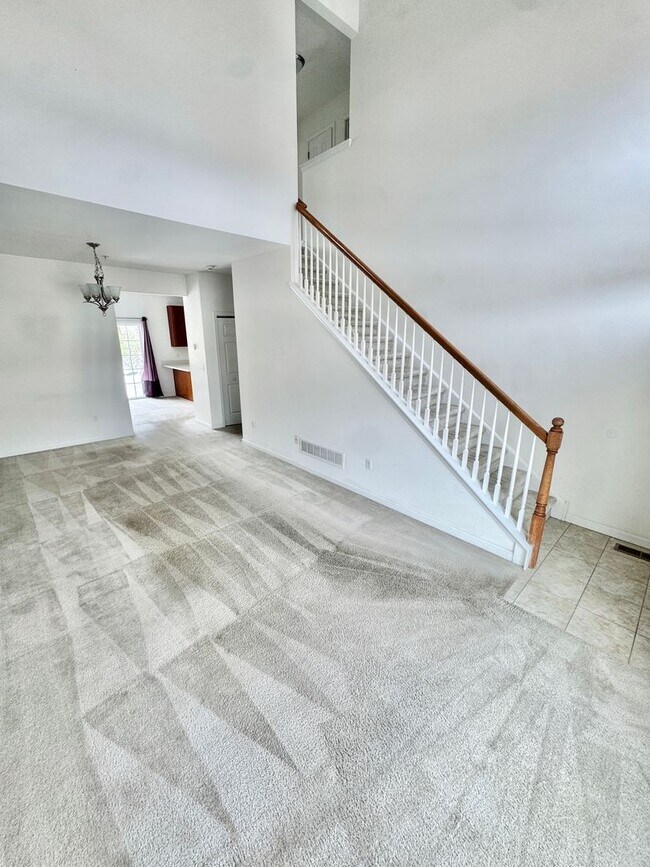 257 Milkweed Dr in Allentown, PA - Building Photo - Building Photo