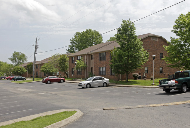 Country Place Apartments in Smyrna, TN - Building Photo - Building Photo