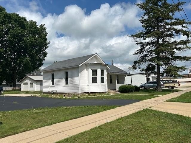 1203 1st Center Ave in Brodhead, WI - Building Photo - Building Photo