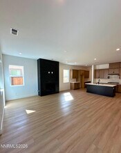 2324 Rocky Anchor Ln in Sparks, NV - Building Photo - Building Photo