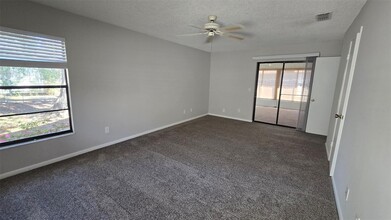 1020 NE 30th Ave in Ocala, FL - Building Photo - Building Photo