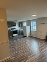 87 North Main St in Mechanicville, NY - Foto de edificio - Building Photo