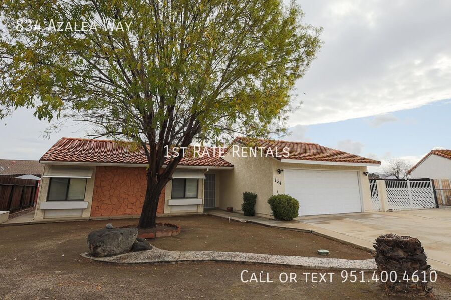 834 Azalea Way in Hemet, CA - Building Photo