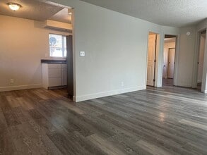 1405 Prune St in Medford, OR - Building Photo - Building Photo