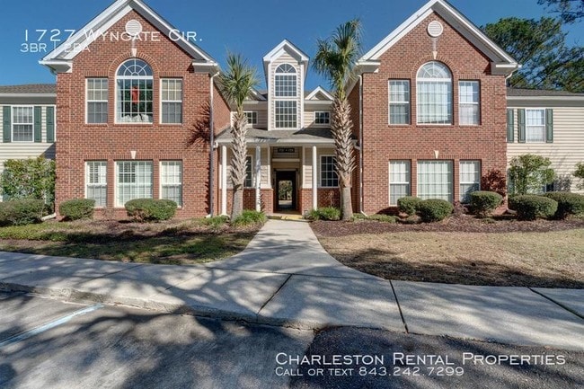 property at 1727 Wyngate Cir