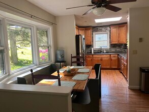 18 Pinewood Shores in Sherman, CT - Building Photo - Building Photo