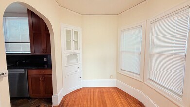 3265 Liese Ave in Oakland, CA - Building Photo - Building Photo