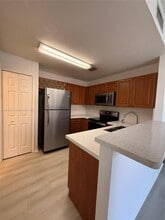 11539 NW 60th Terrace in Doral, FL - Building Photo - Building Photo