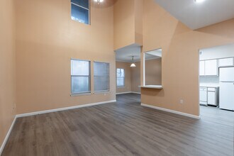 1236 Canyon Creek Cir in College Station, TX - Building Photo - Building Photo