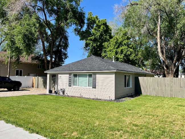 203 King St in Layton, UT - Building Photo - Building Photo