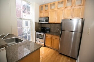 1814 Spruce St in Philadelphia, PA - Building Photo - Building Photo