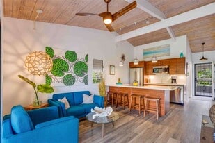 4435 Lower Honoapiilani Rd in Lahaina, HI - Building Photo