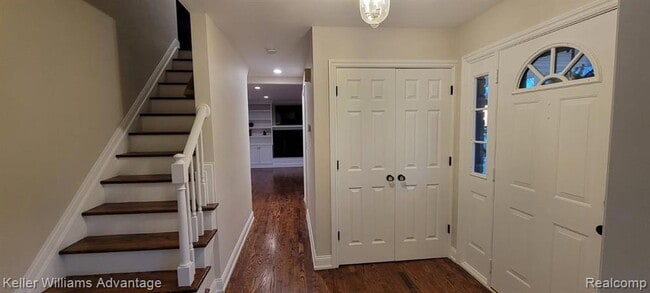 6951 Lee Crest Dr in West Bloomfield, MI - Building Photo - Building Photo