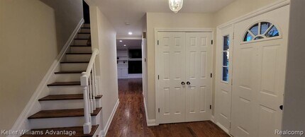 6951 Lee Crest Dr in West Bloomfield Township, MI - Building Photo - Building Photo