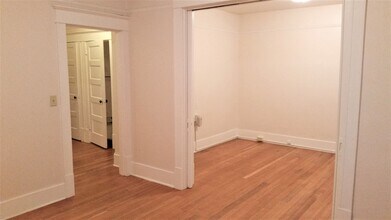 Roxbury Apartments in Seattle, WA - Foto de edificio - Interior Photo