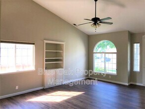2158 Robailey Dr in Chico, CA - Building Photo - Building Photo