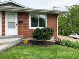 618 N Ohio St in Jackson, MO - Building Photo