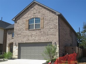 21314 Catelonia Yew Ct in Tomball, TX - Building Photo - Building Photo