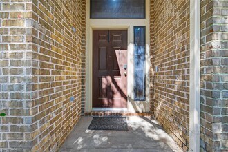 11031 Anilu Dr in Richmond, TX - Building Photo - Building Photo