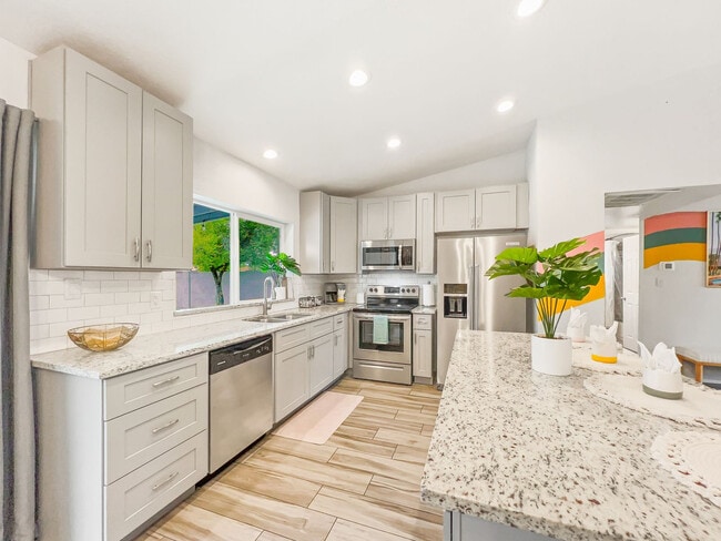 1209 W Loughlin Dr in Chandler, AZ - Building Photo - Building Photo