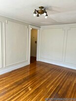 92 Maple St, Unit 6 in Malden, MA - Building Photo