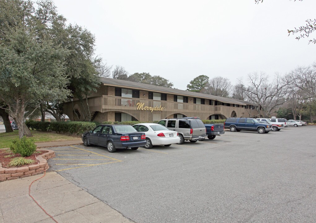 Merrydale Apartments I in Irving, TX - Building Photo