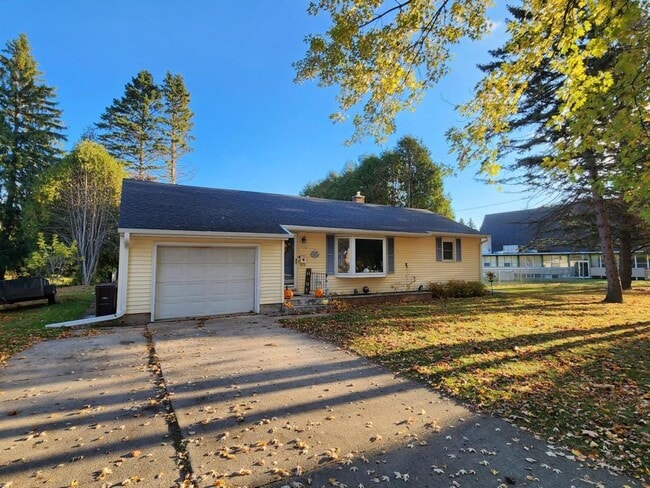 property at 1716 Menasha Ave