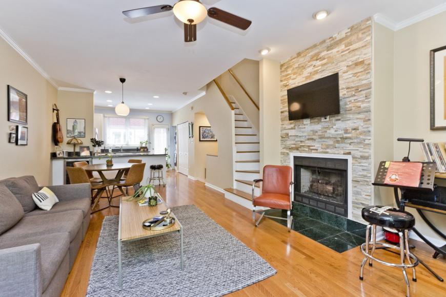1827 W Oakdale Ave in Chicago, IL - Building Photo