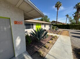 2005 N Viminal Rd in Palm Springs, CA - Building Photo
