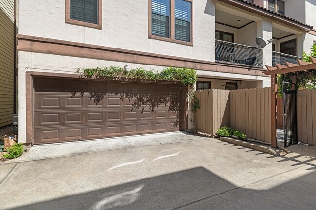 property at 3935 Gibson St